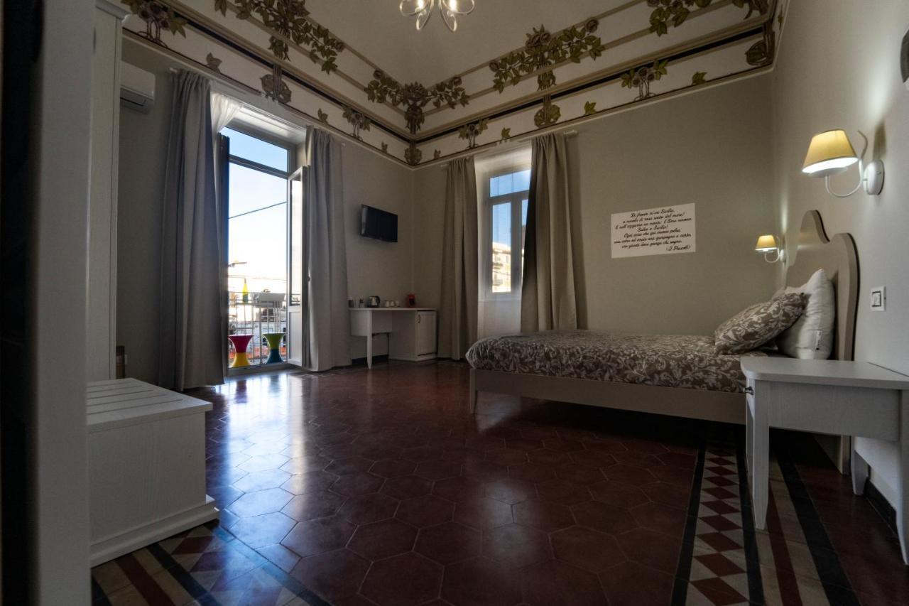 Gli Specchi Di Archimede Acomodação com café da manhã Syracuse Exterior foto